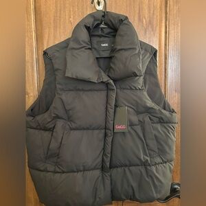 NWT Go. G. G Fashion black vest size large